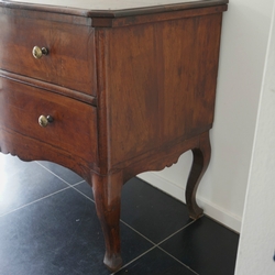 Piemonte Commode 18th century in cherrywood, Italy 1750