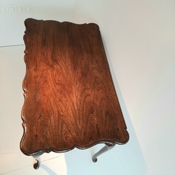 Dutch Elm Lowboy Or Teatable country in elm, Dutch late 18th century