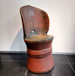 19th Century Norwegian Kubbestol Pine Small Proportions folkart in pine, Norwegian