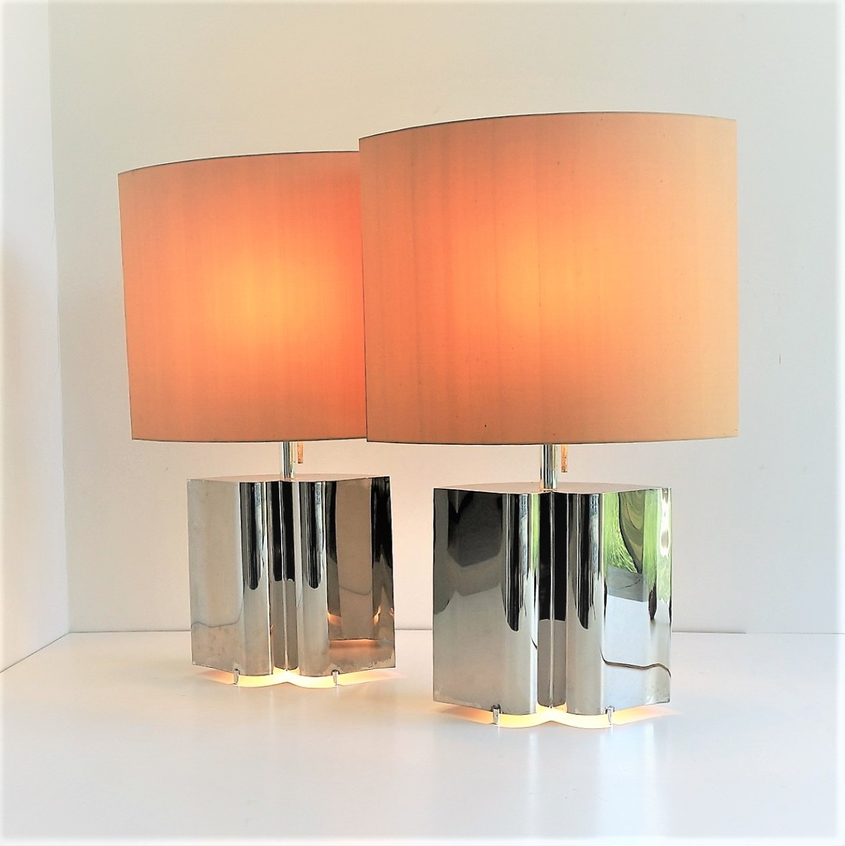 Hollywood regency Elegant Pair Of Plated Table Lamps